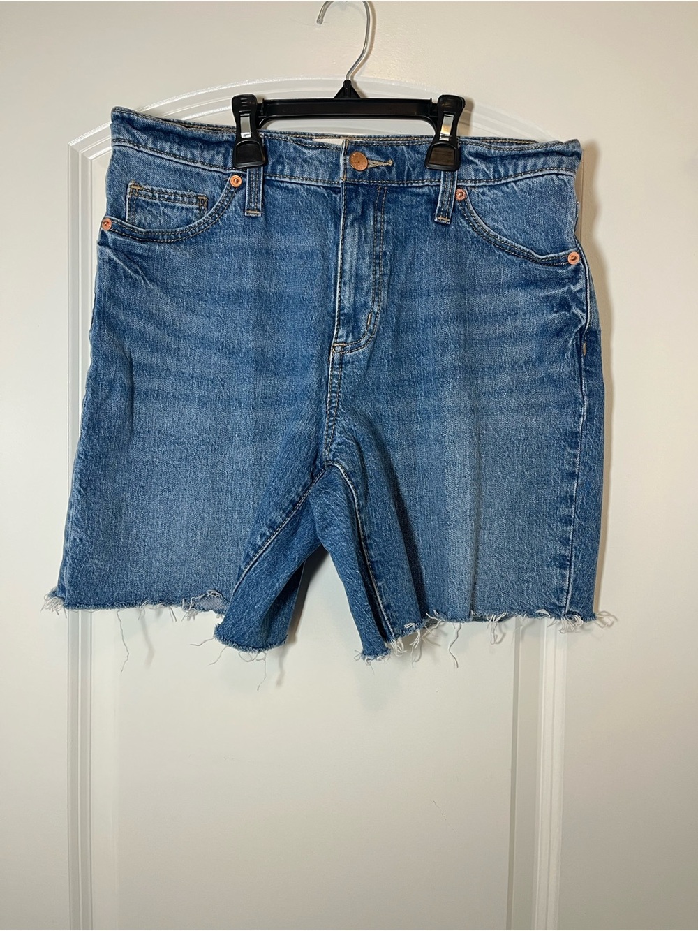 Universal Thread Cutoff Denim Jean Shorts - Medium Blue